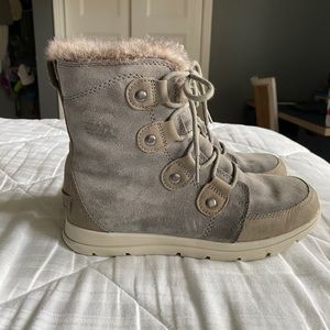 Sorel Explorer Joan Boot, Grey Size 8.5